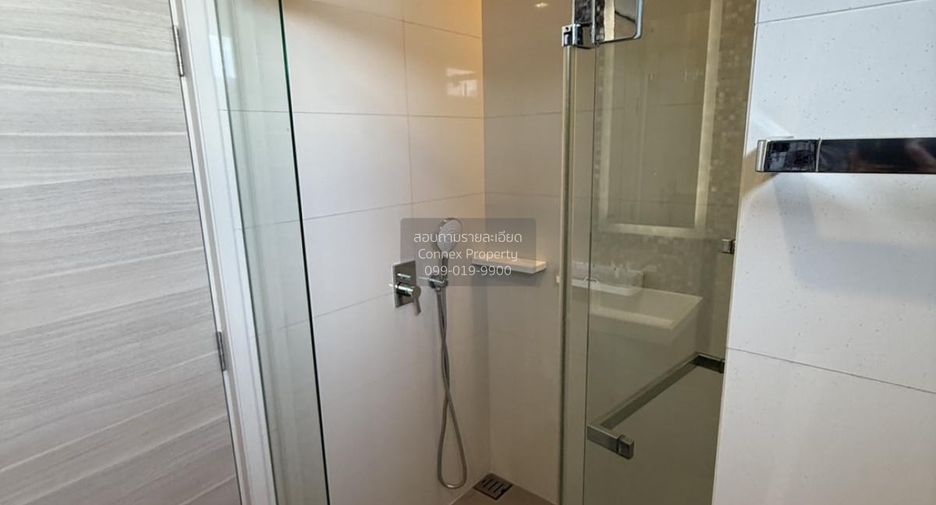 For rent 2 bedrooms condo in Sathon, Bangkok