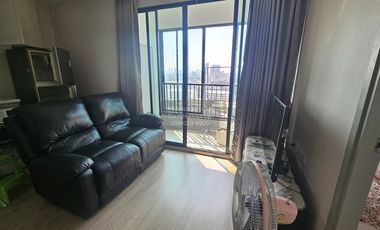 For rent 2 bedrooms condo in Thon Buri, Bangkok