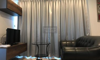 For rent 2 bedrooms condo in Thon Buri, Bangkok