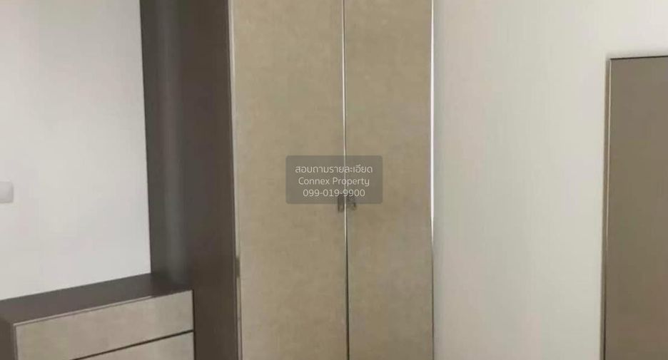 For rent 2 bedrooms condo in Huai Khwang, Bangkok