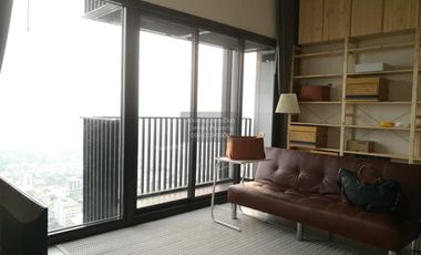 For rent 2 bedrooms condo in Phra Khanong, Bangkok
