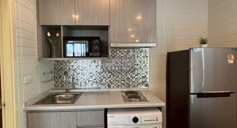 For rent 2 bedrooms condo in Thon Buri, Bangkok