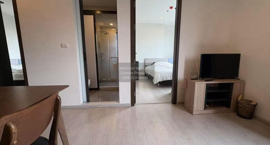 For rent 2 bedrooms condo in Huai Khwang, Bangkok