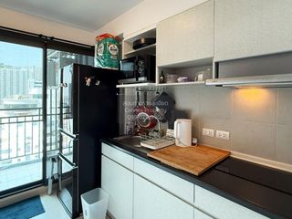 À louer 1 chambre condo à Thon Buri, Bangkok