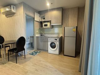 For rent 2 bedrooms condo in Thon Buri, Bangkok