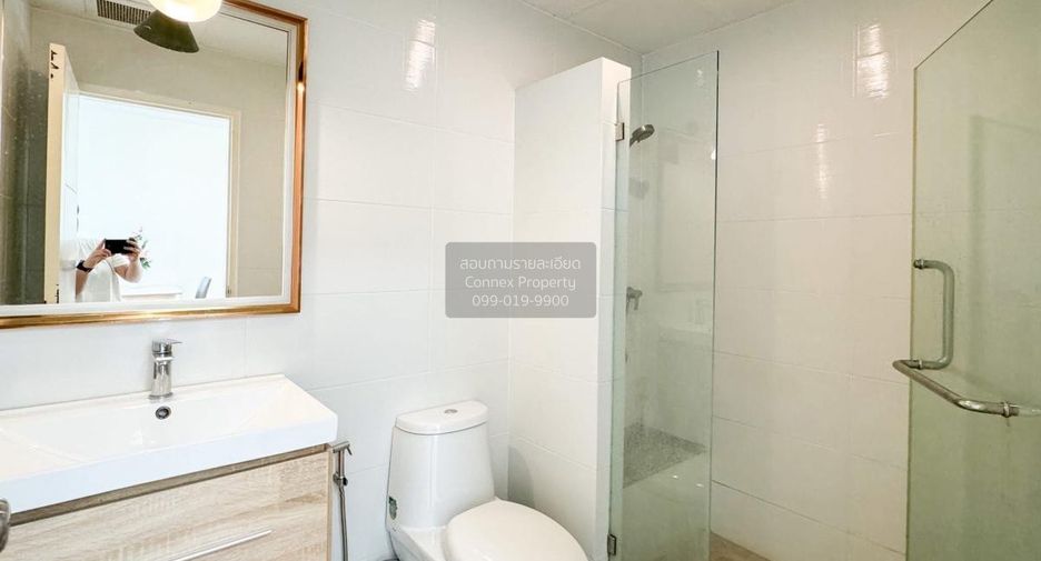 For rent 1 bed condo in Khlong San, Bangkok