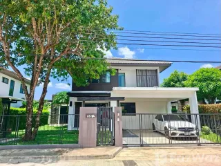For rent 4 bedrooms house in Bang Phli, Samut Prakan
