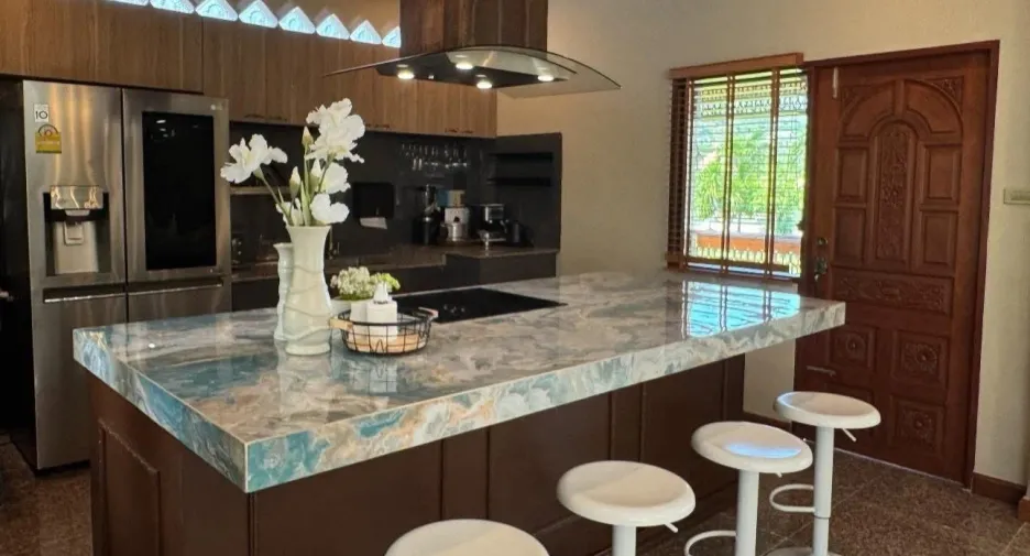 For sale 5 ベッドルーム villa in Mueang Phuket, Phuket