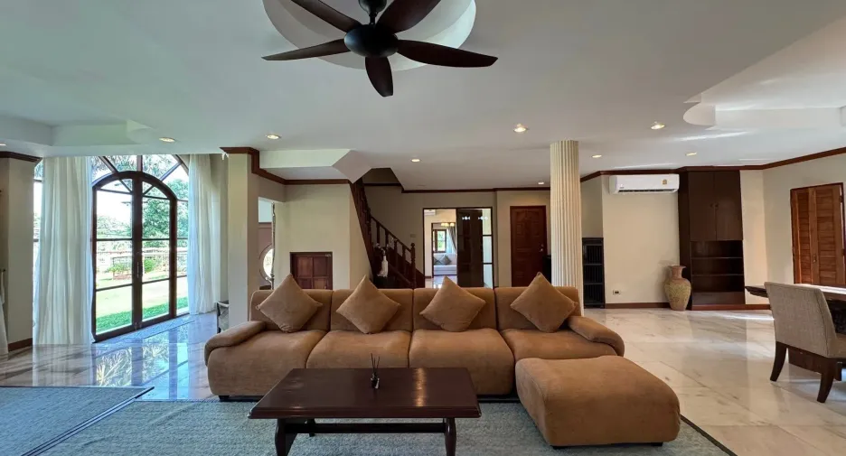 For sale 5 ベッドルーム villa in Mueang Phuket, Phuket