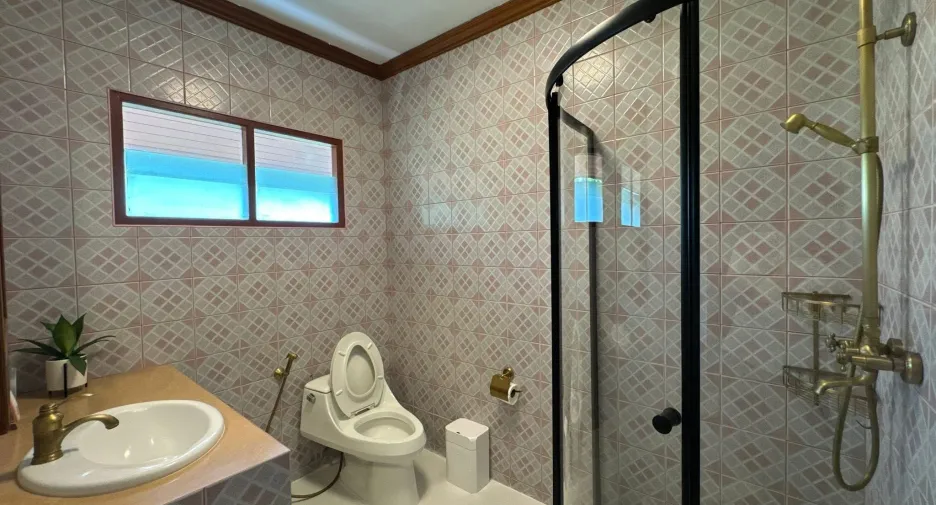 For sale 5 ベッドルーム villa in Mueang Phuket, Phuket