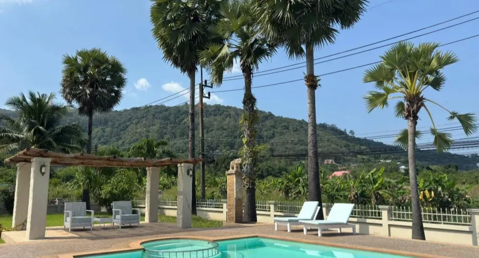 For sale 5 ベッドルーム villa in Mueang Phuket, Phuket