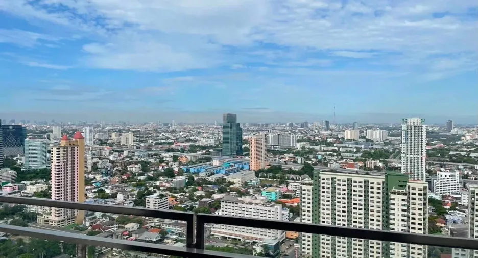Wohnung zur Miete mit 1 Zimmer in Phaya Thai, Bangkok