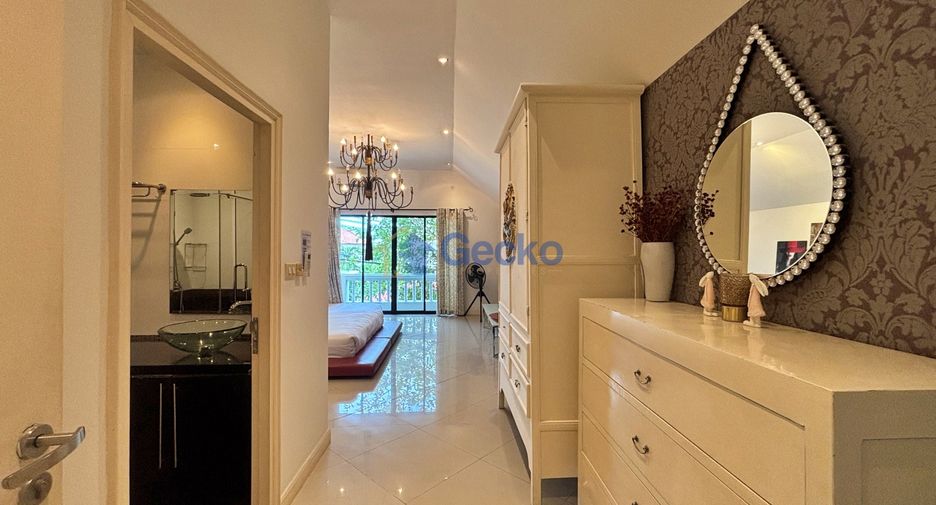 For sale 3 bedrooms house in Na Jomtien, Pattaya