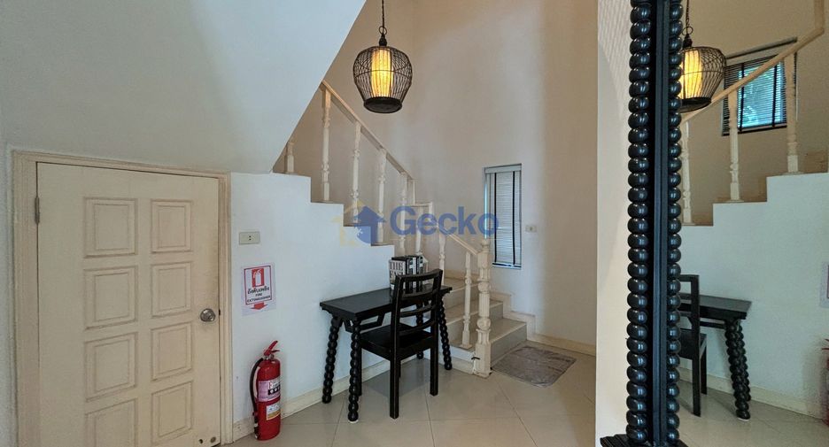 For sale 3 bedrooms house in Na Jomtien, Pattaya