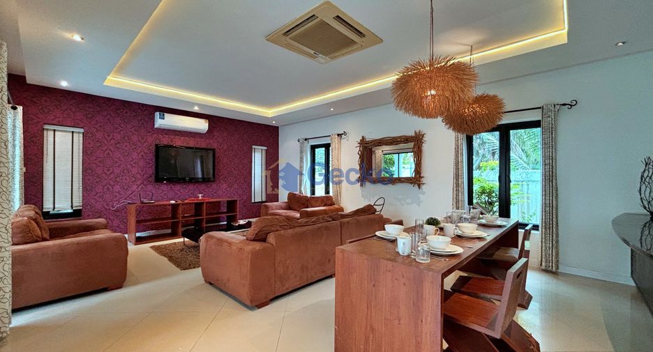 For sale 3 bedrooms house in Na Jomtien, Pattaya