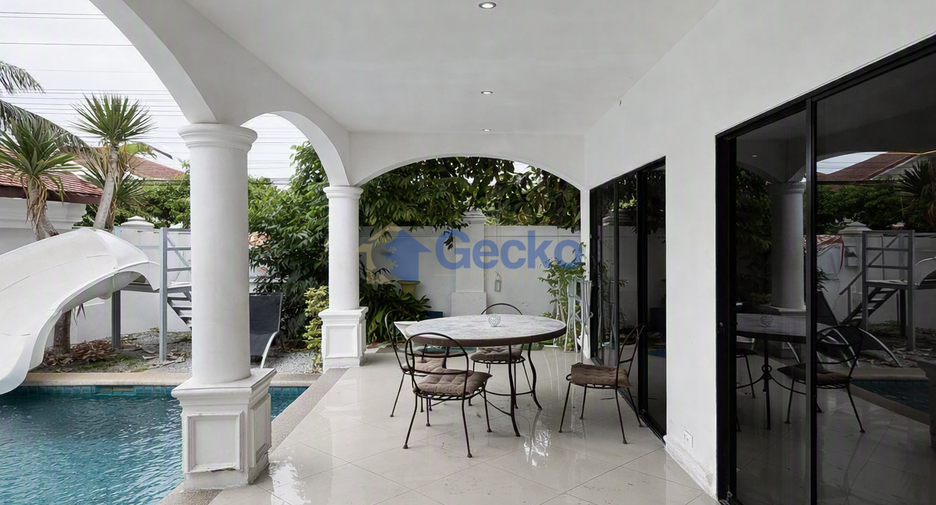 For sale 3 bedrooms house in Na Jomtien, Pattaya