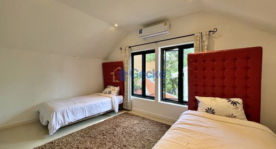 For sale 3 bedrooms house in Na Jomtien, Pattaya