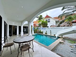 For sale 3 bedrooms house in Na Jomtien, Pattaya