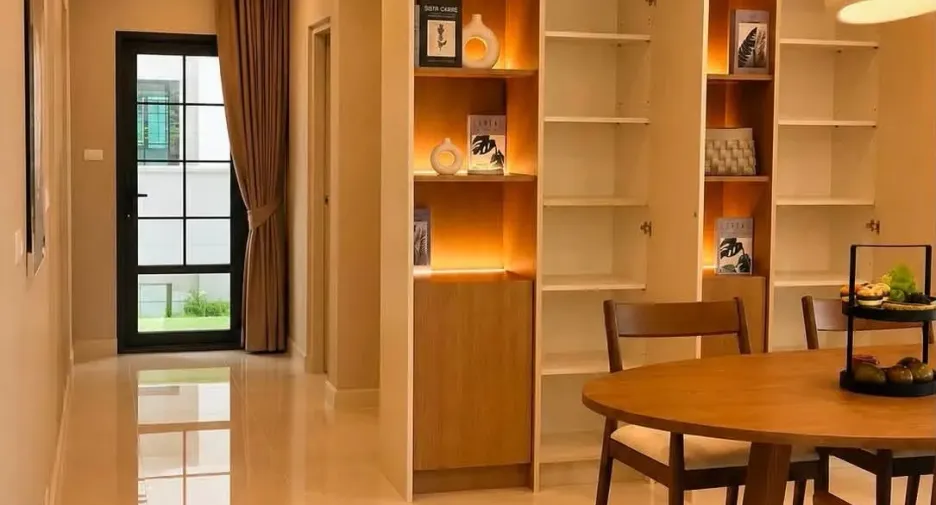 For rent 4 bedrooms house in Bang Phli, Samut Prakan