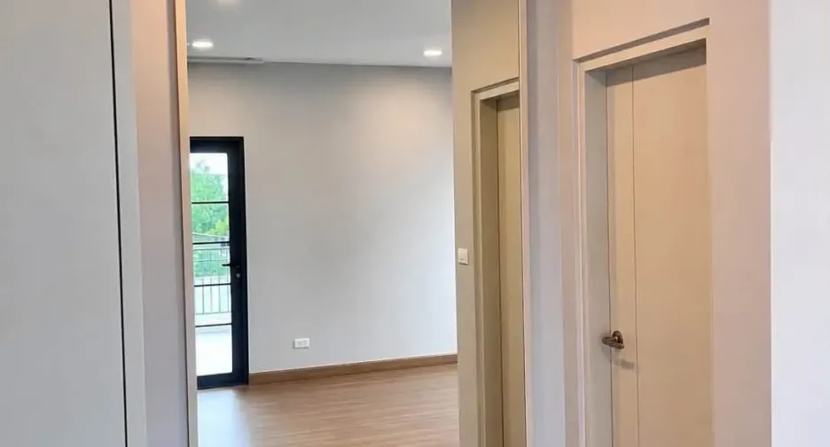 For rent 4 bedrooms house in Bang Phli, Samut Prakan