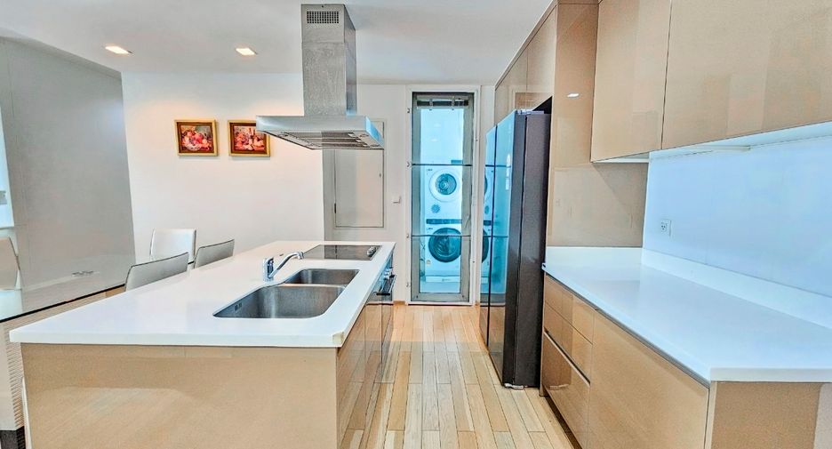 For rent and for sale 3 bedrooms condo in Khlong Toei, Bangkok
