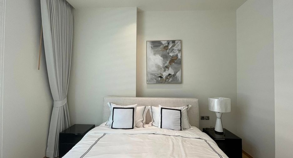 For rent 2 bedrooms condo in Pathum Wan, Bangkok