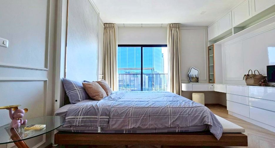 For rent 1 bed condo in Khlong Toei, Bangkok