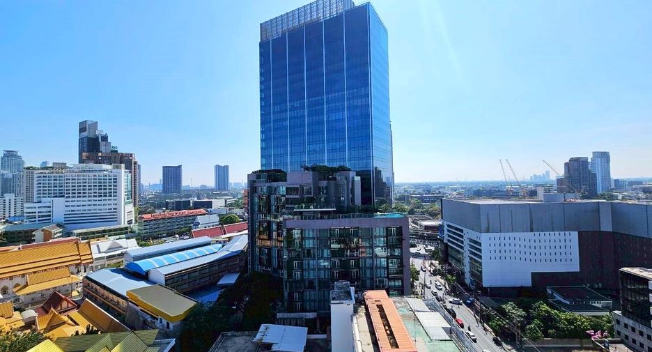 For rent 1 bed condo in Khlong Toei, Bangkok