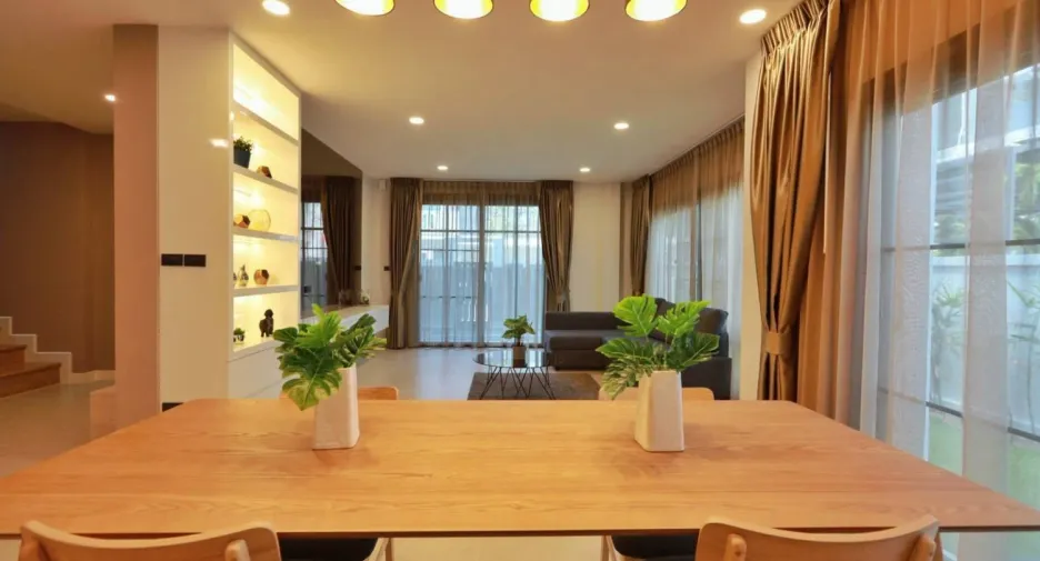 For rent 3 bedrooms house in Bang Lamung, Chonburi