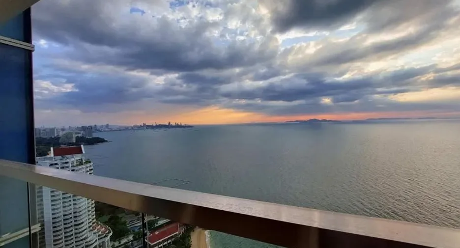 For sale 2 bedrooms condo in Bang Lamung, Chonburi