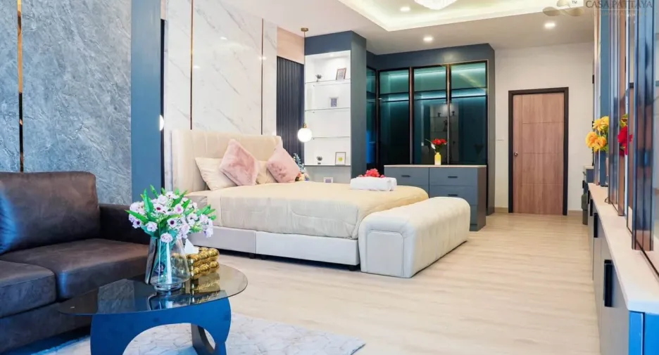 Villa zum Kauf mit 4 Zimmer in Bang Lamung, Chonburi