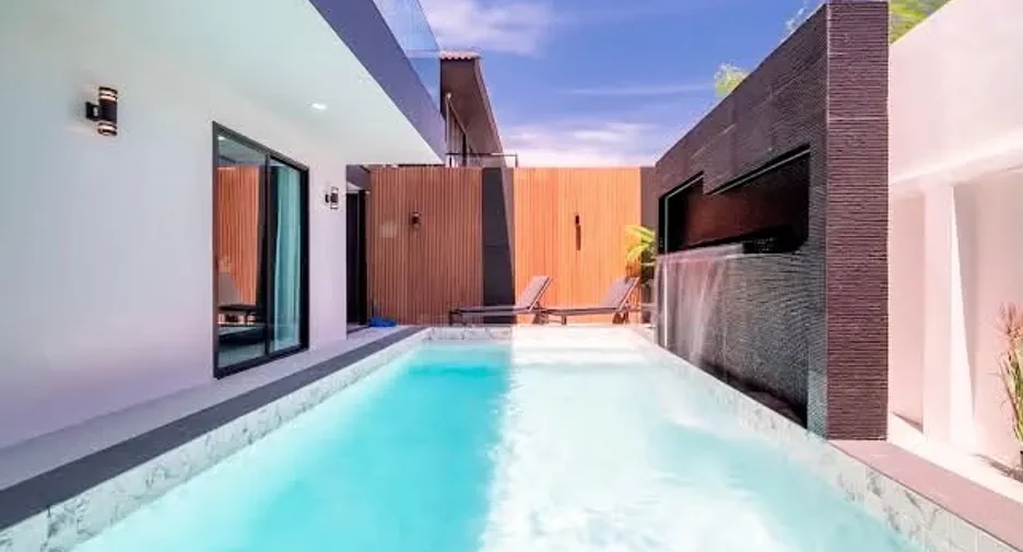 For rent 5 bedrooms villa in Jomtien, Pattaya