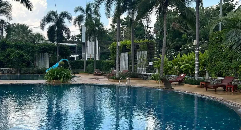 Wohnung zum Kauf mit Studio in Bang Lamung, Chonburi
