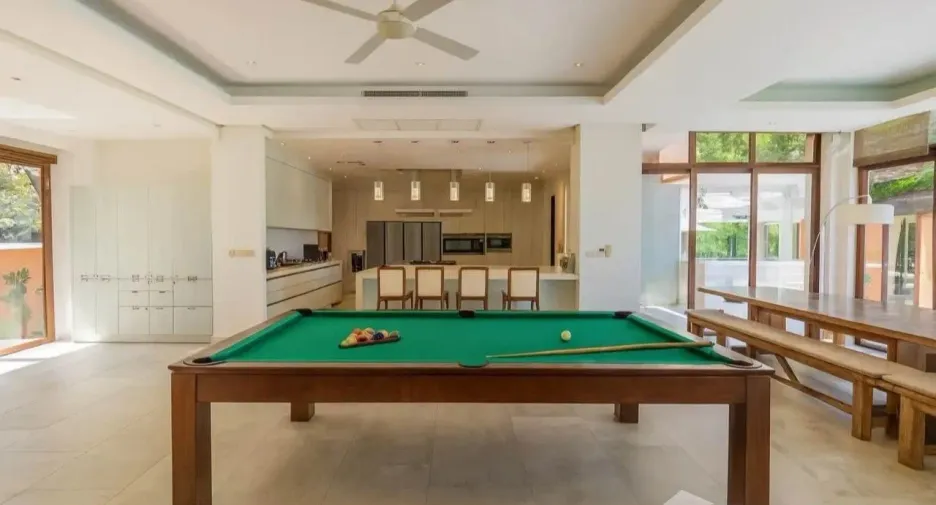 Villa zur Miete mit 7 Zimmer in Mueang Phuket, Phuket