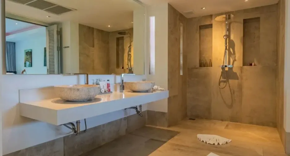 Villa zur Miete mit 7 Zimmer in Mueang Phuket, Phuket