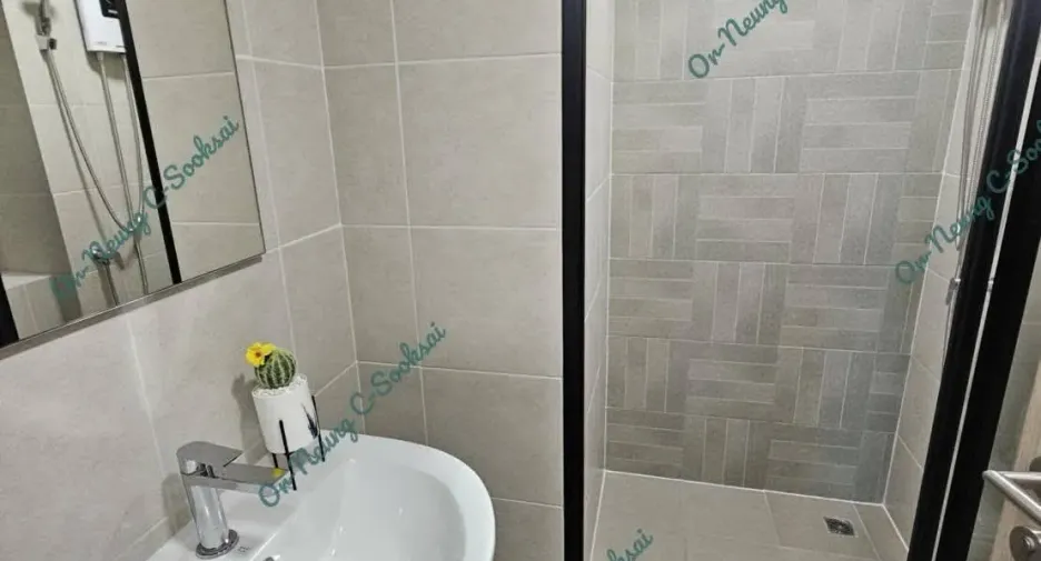 For rent studio condo in Khlong Luang, Pathum Thani