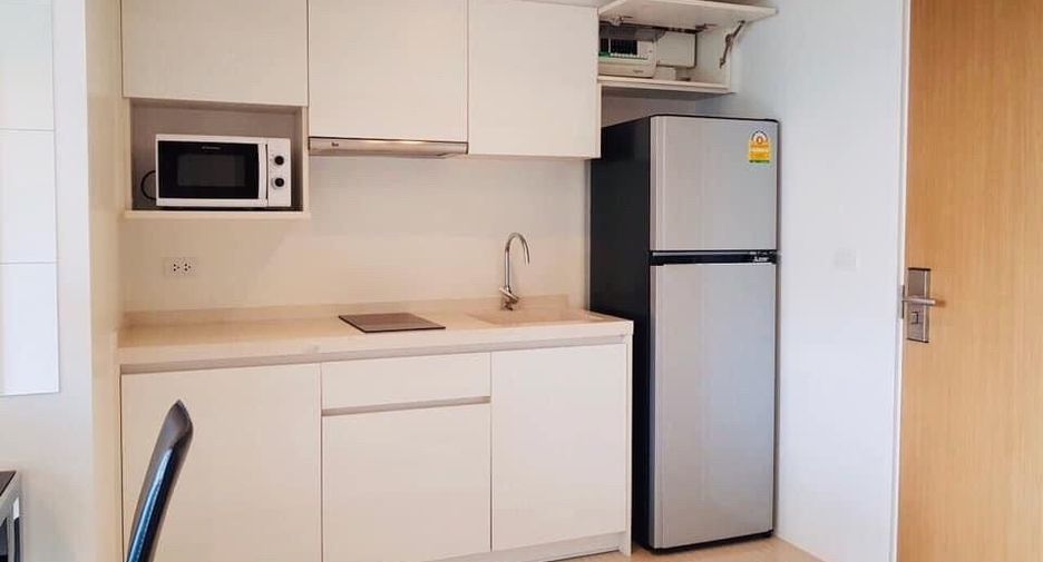 For sale 1 bed condo in Watthana, Bangkok