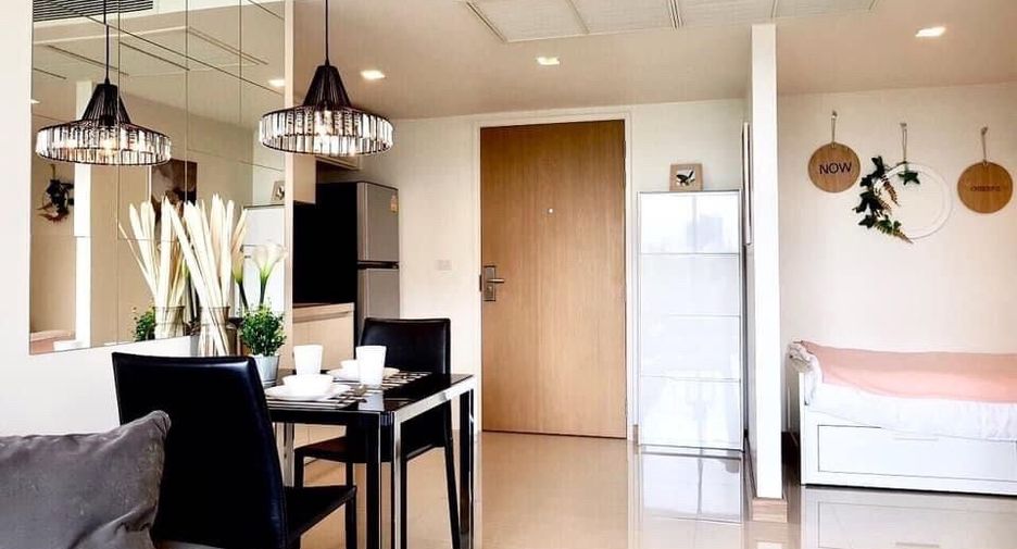 For sale 1 bed condo in Watthana, Bangkok