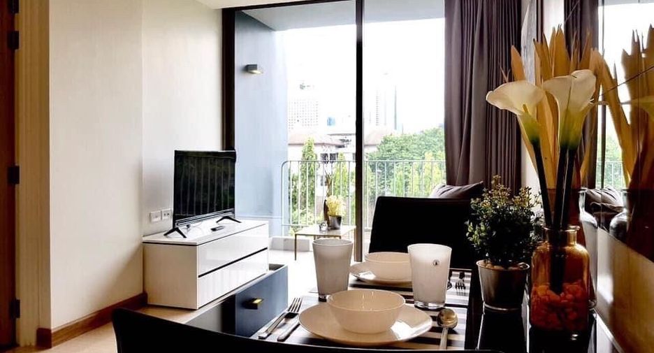 For sale 1 bed condo in Watthana, Bangkok
