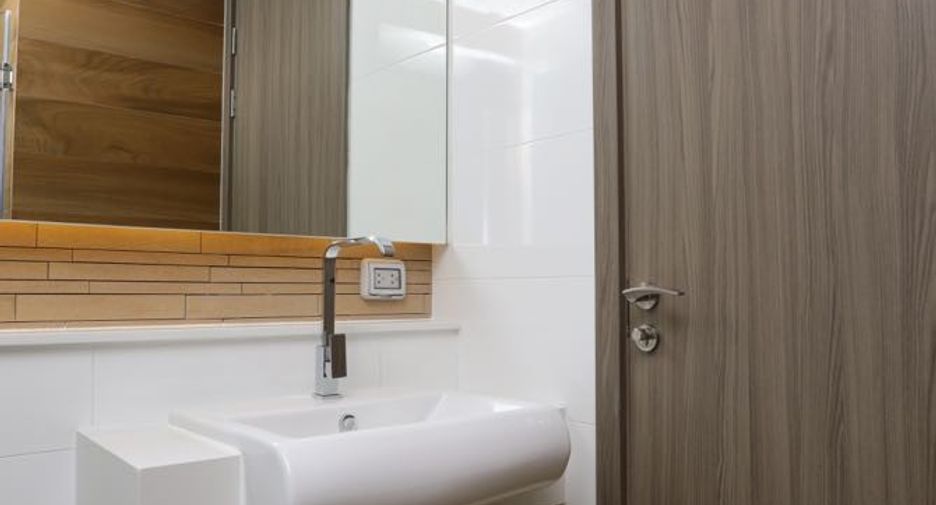For sale 1 bed condo in Bang Saray, Pattaya