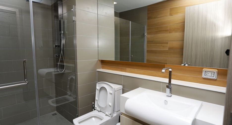 For sale 1 bed condo in Bang Saray, Pattaya