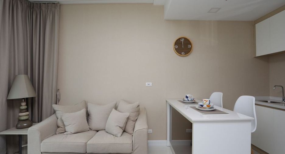 For sale 1 bed condo in Bang Saray, Pattaya