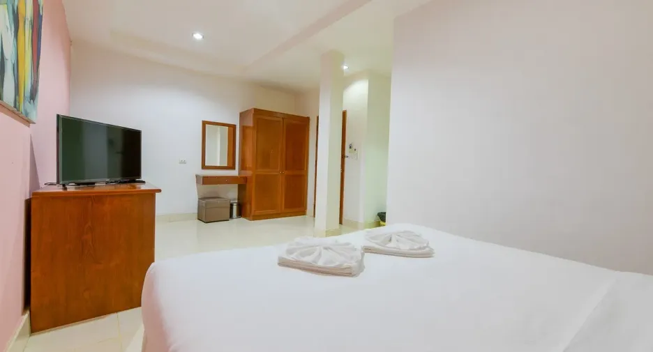 出售 30 卧室 酒店 在 Bang Lamung, Chon Buri