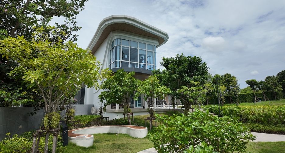 Haus zum Kauf mit 4 Zimmer in Bang Lamung, Chonburi