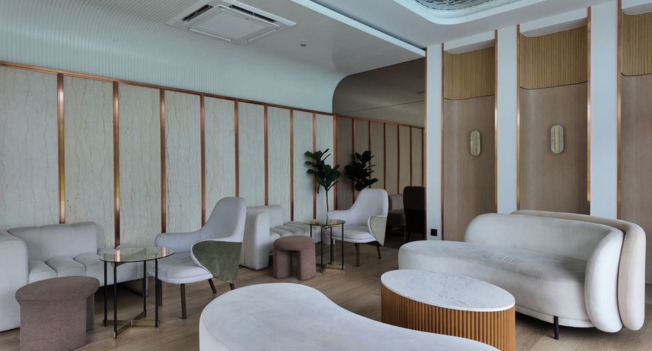 Haus zum Kauf mit 4 Zimmer in Bang Lamung, Chonburi
