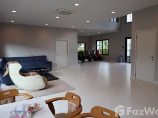 For rent 5 bedrooms house in Mueang Chiang Mai, Chiang Mai