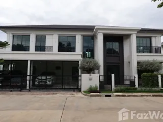 For rent 5 bedrooms house in Mueang Chiang Mai, Chiang Mai