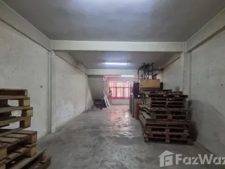 For rent 5 bedrooms retail Space in Samphanthawong, Bangkok