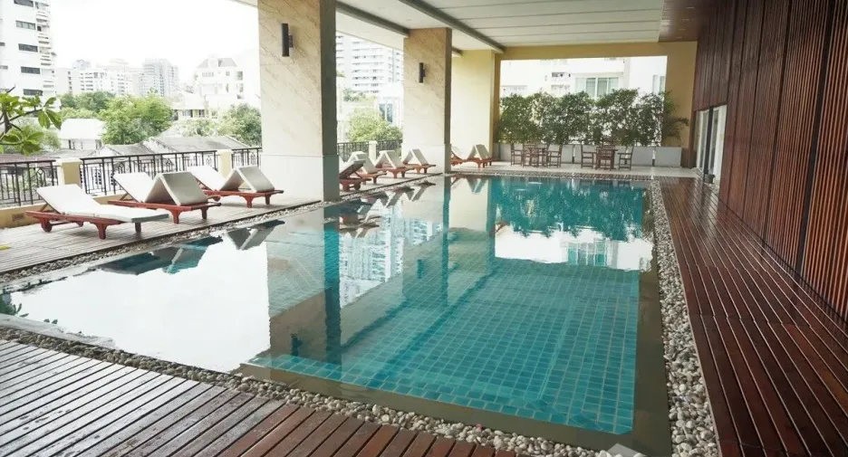 For sale 2 ベッドルーム condo in Watthana, Bangkok
