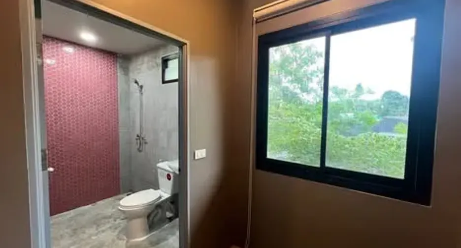 For rent 3 bedrooms retail Space in Thalang, Phuket
